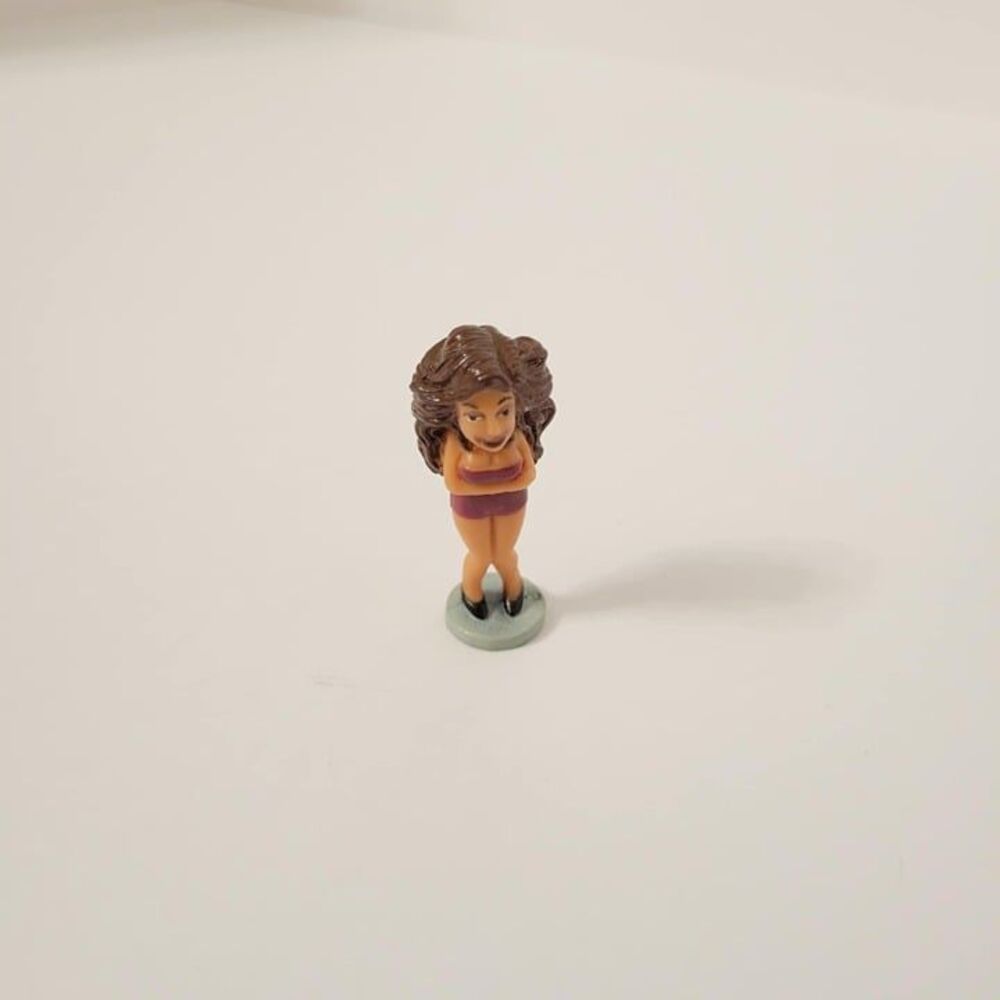 Lil Homies "Shorty Girl" Series 4 Mini Figure 1.75" 1/32